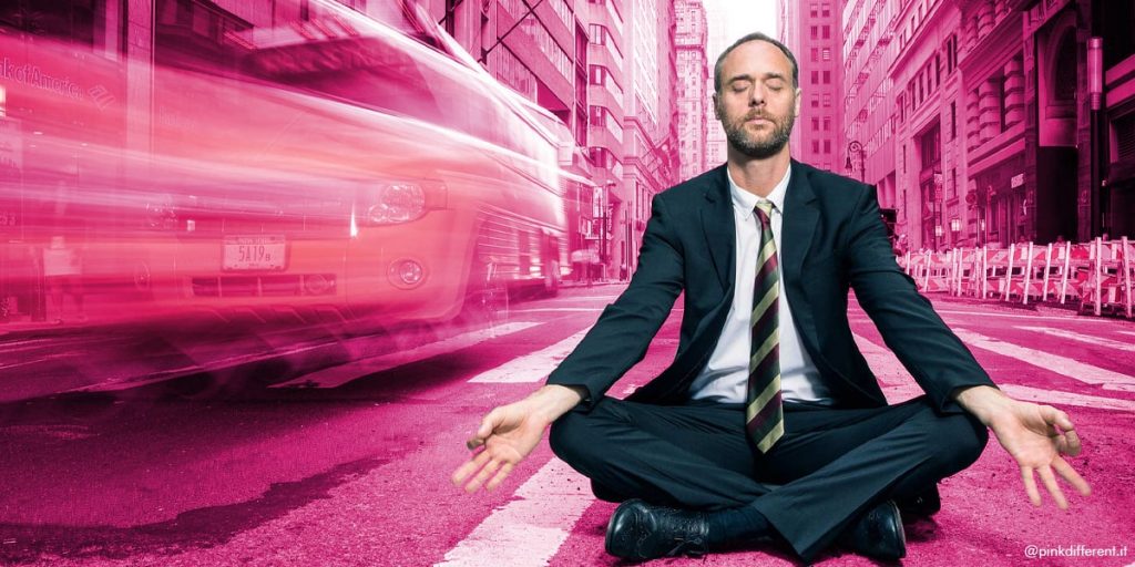 meditazione -blog-pensiero-differente-pink-different_